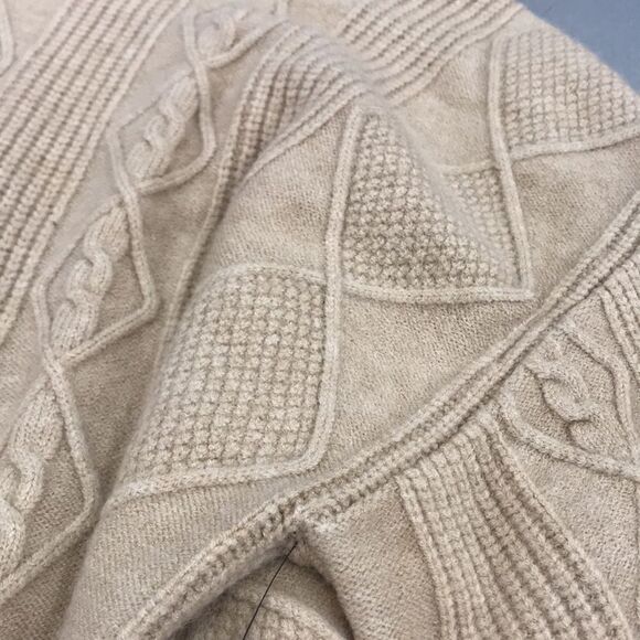 MNG Sweater  - Picture 6 of 15